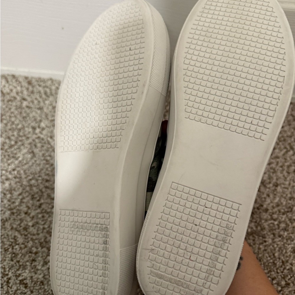 Steve Madden platform slip ons - Picture 5 of 5